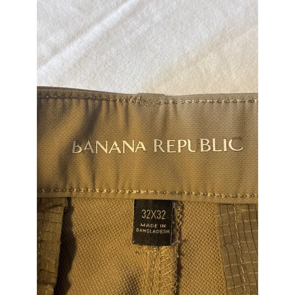 Banana Republic Core Temp Pants Mens 32x32 Khaki Straight Chino Golf